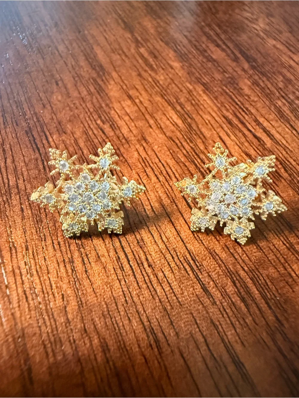 Gold Snowflake Crystal Stud Earrings - Elegant Women's Jewelry
